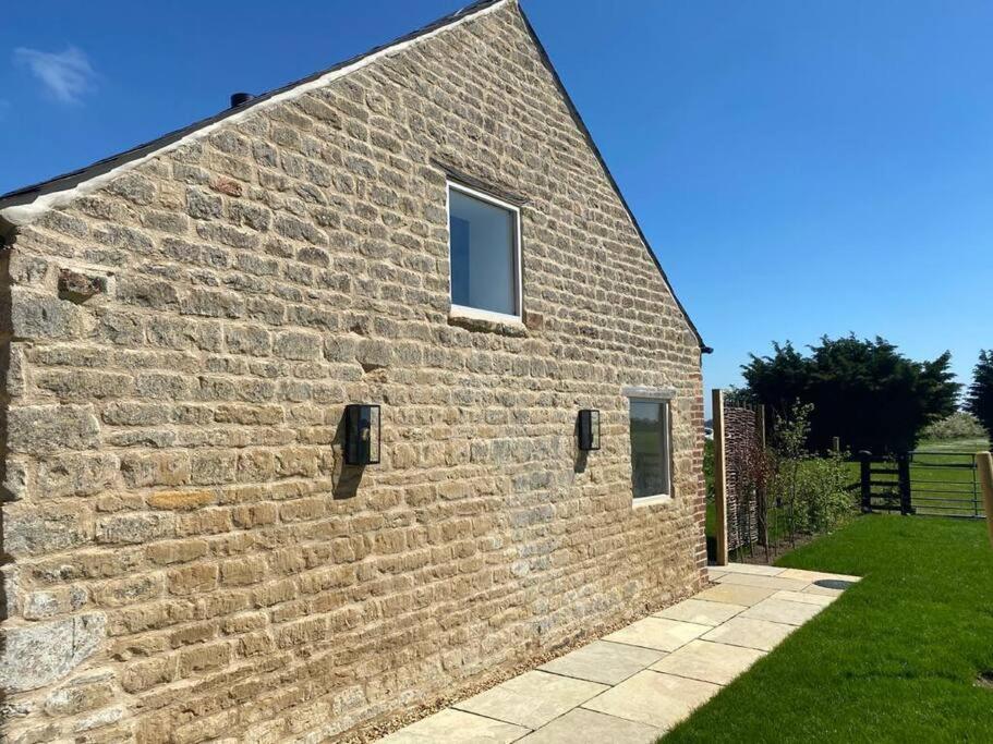 Linseed Barn- Stamford Holiday Cottages エクステリア 写真